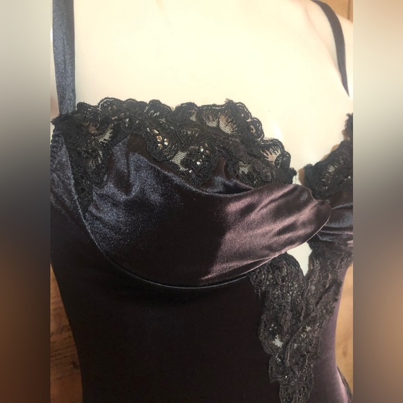 🖤♥️ Victoria's Secret Vintage Gold Label lace trim satin bodysuit - Picture 5 of 9